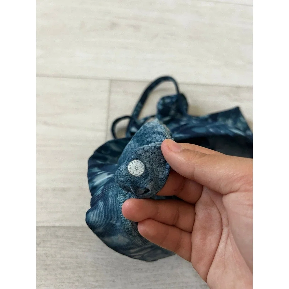 Lululemon Energy Sports Bra Sz 6‎ Shibori Varsity Blue White - Cup B/C